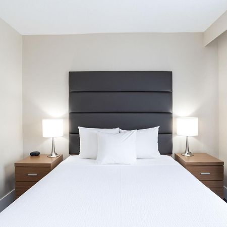 Sandman Hotel Grande Prairie Exteriör bild