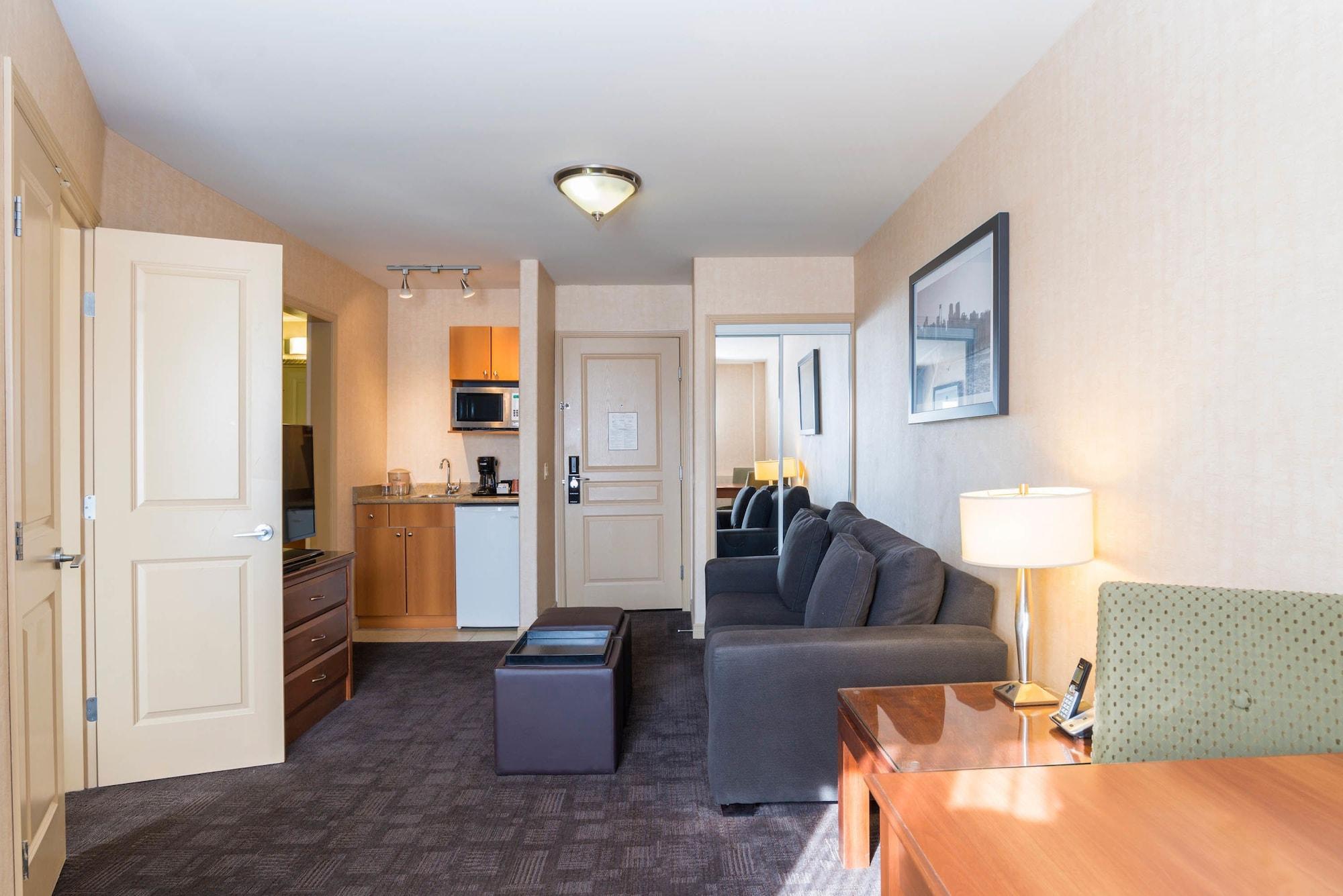 Sandman Hotel Grande Prairie Exteriör bild