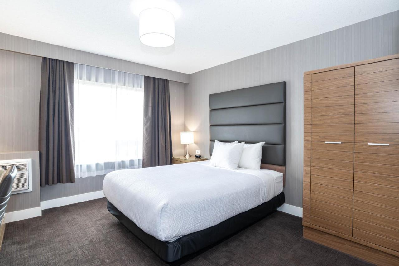 Sandman Hotel Grande Prairie Exteriör bild