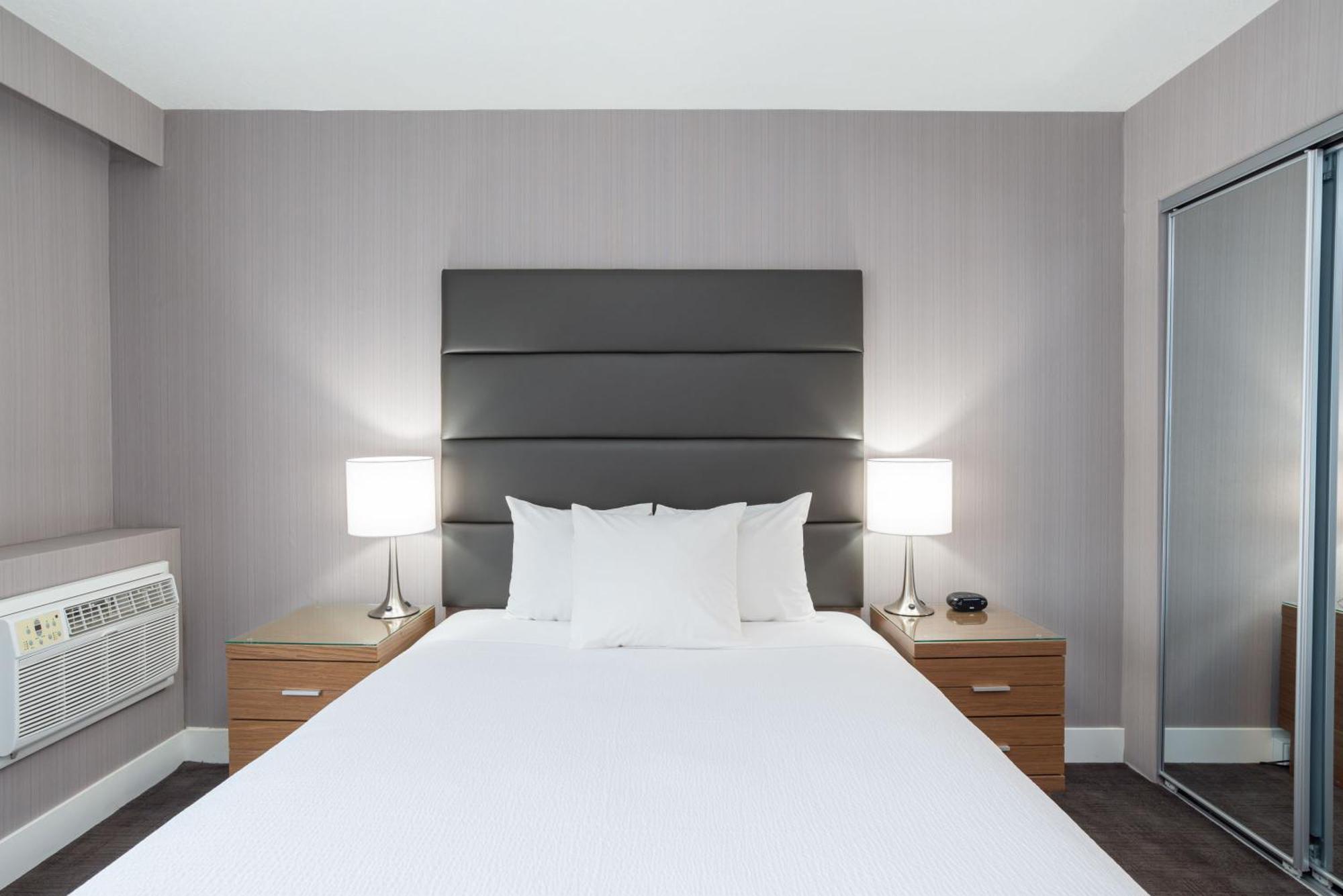 Sandman Hotel Grande Prairie Exteriör bild