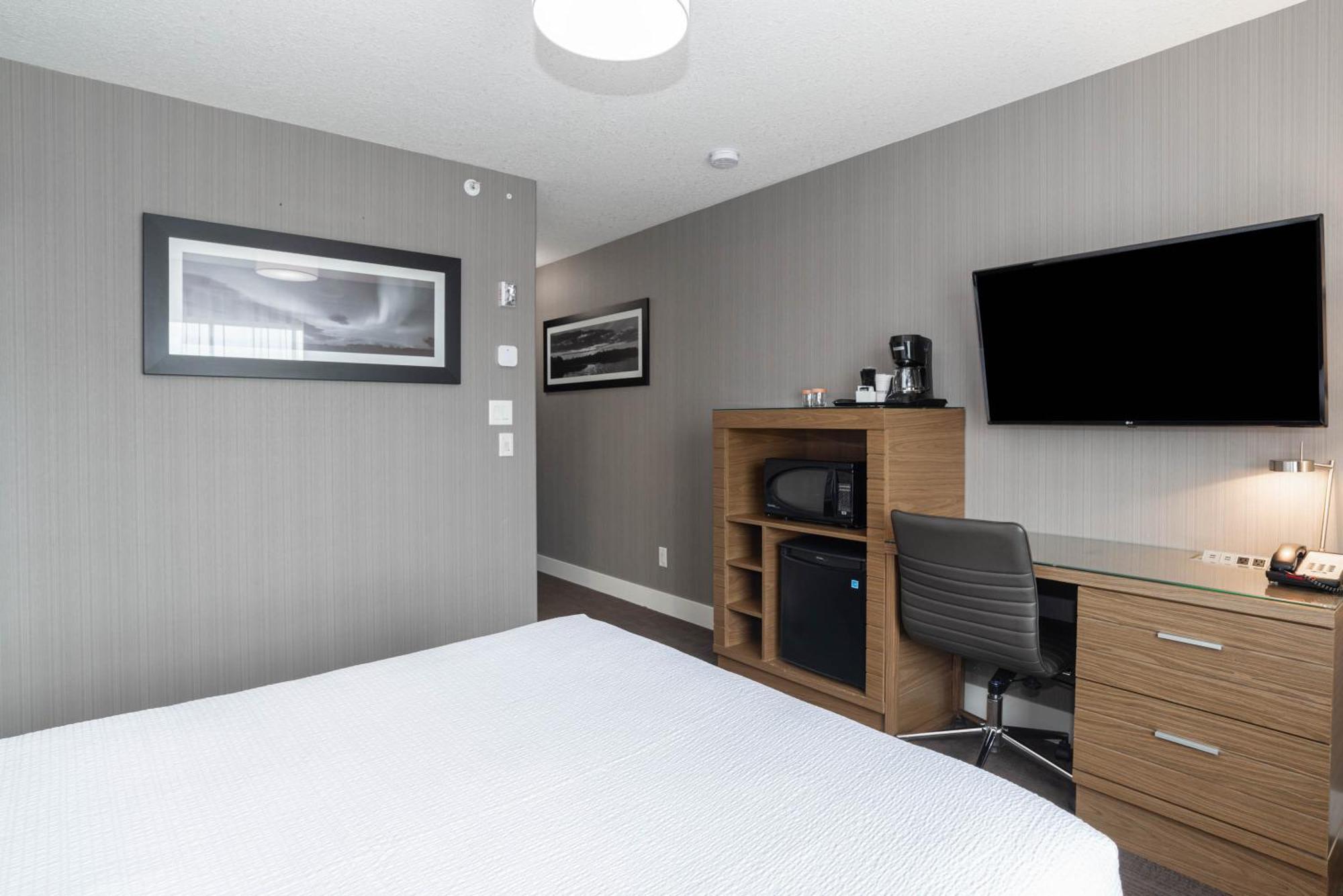 Sandman Hotel Grande Prairie Exteriör bild
