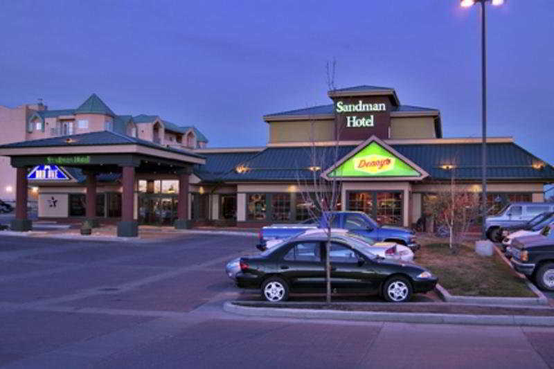 Sandman Hotel Grande Prairie Exteriör bild